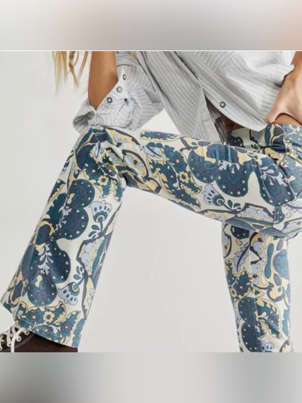 FREE PEOPLE WE THE FREE Penny Pull-On Printed Flare Jeans‎ Blue Teal Combo 29 - Picture 3 of 14